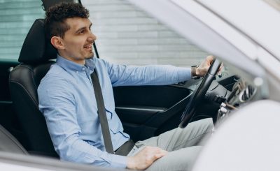 The Road to Confidence: How Expert Guidance Shapes Better Drivers